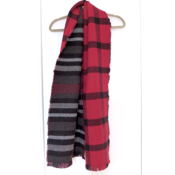 Joe Fresh Scarf Two Sides / Reversible - Picture 1 of 7